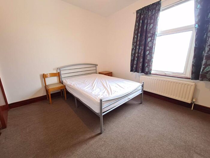 1 Bedroom Flat To Rent In Ravenstone Road, Turnpike Lane, N8