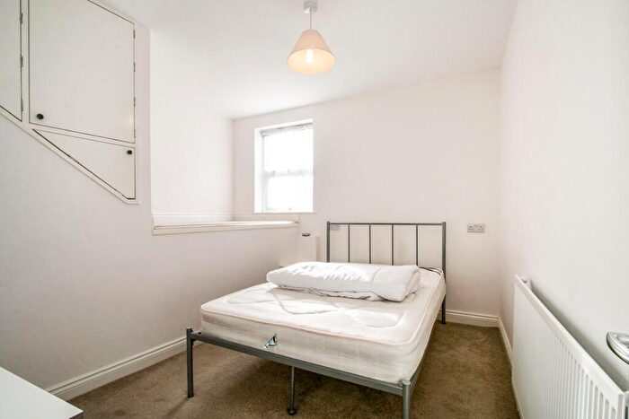 2 Bedroom Apartment To Rent In St Michaels Road, Bournemouth, BH2