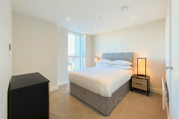 2 Bedroom Apartment For Sale In Castle Wharf, M15