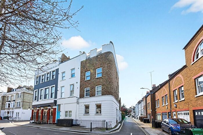 2 Bedroom Maisonette For Sale In Milson Road, London, W14