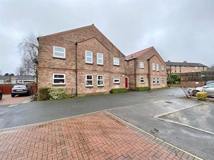 2 Bedroom Apartment For Sale In Alexandra Court, Bedale, DL8