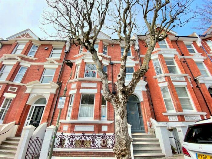 1 Bedroom Apartment To Rent In St. James's Avenue, Brighton, BN2