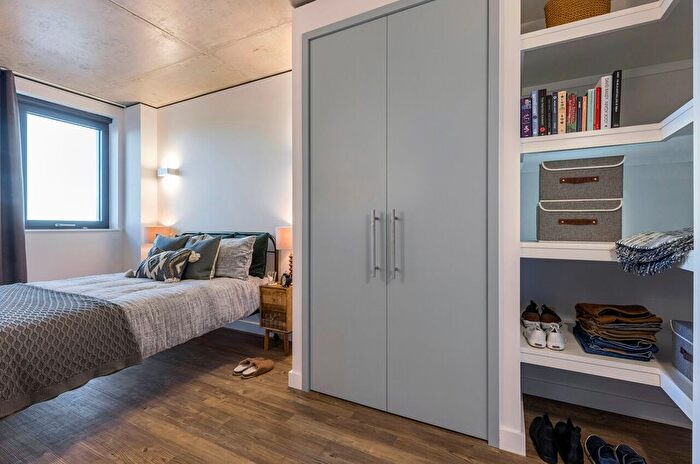 4 Bedroom Flat To Rent In Repton Gardens, Wembley Park, HA9