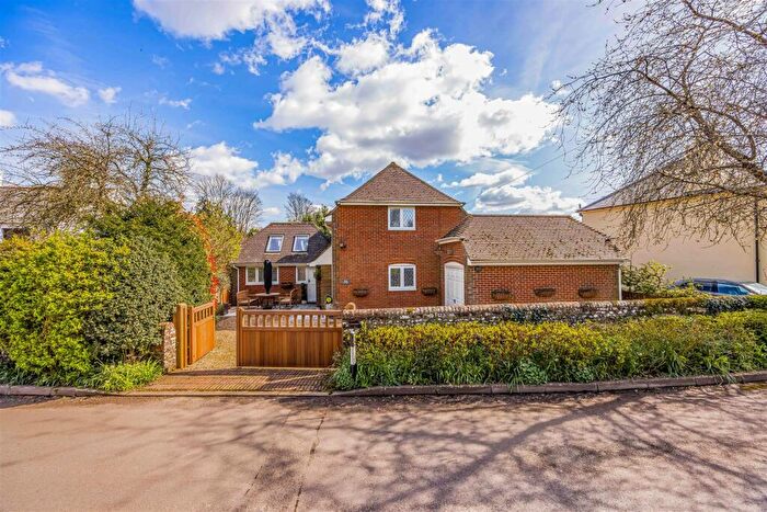 3 Bedroom House For Sale In Finchdean, Waterlooville, PO8