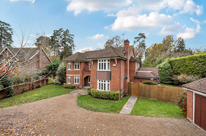 5 Bedroom Detached House For Sale In Hale End, Hook Heath, Surrey, GU22