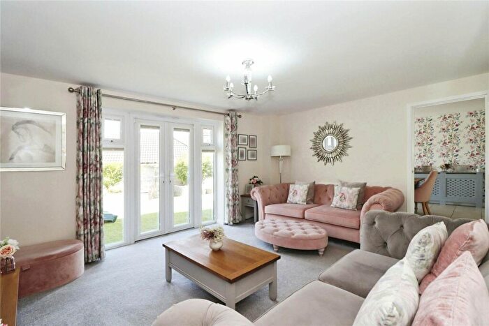 4 Bedroom Detached House For Sale In Viola Way, Lyde Green, Bristol, BS16