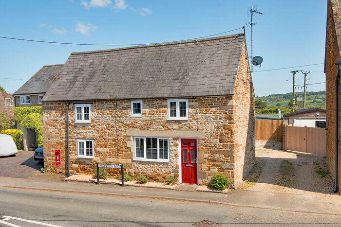 3 Bedroom Cottage For Sale In Lyddington Road, Caldecott, LE16