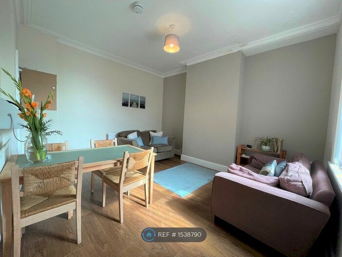 4 Bedroom End Of Terrace House To Rent In Monmouth Street, Sheffield, S3