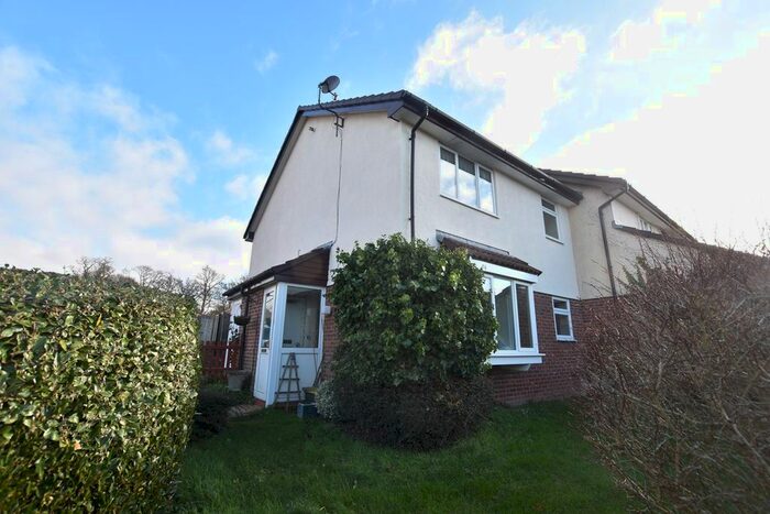 1 Bedroom Property To Rent In Angel Place, Foxley Fields, Binfield, RG42