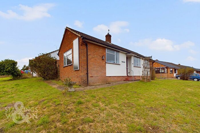 2 Bedroom Detached Bungalow For Sale In Tower Mill Road, Bungay, NR35