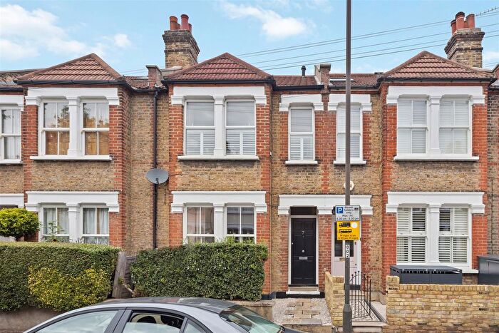 1 Bedroom Flat For Sale In Tennyson Road, Wimbledon, SW19