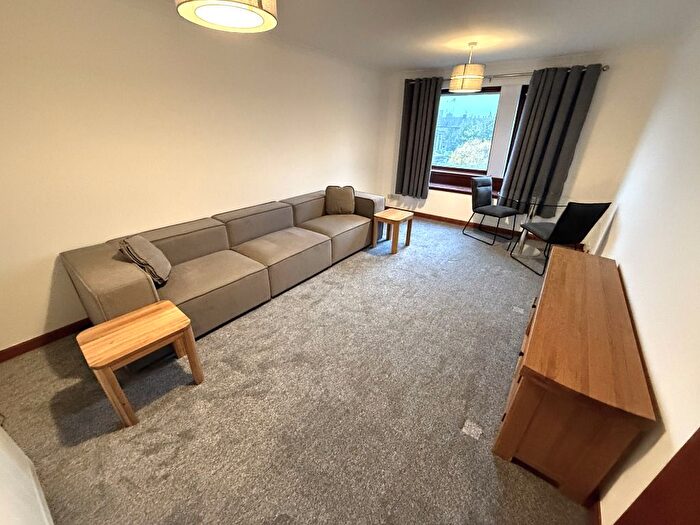 2 Bedroom Flat To Rent In Urquhart Terrace, City Centre, Aberdeen, AB24