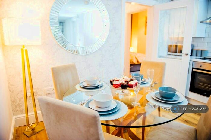 2 Bedroom Flat To Rent In Splott Rd, Cardiff, CF24