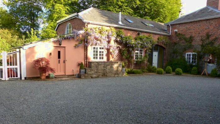 4 Bedroom Detached House For Sale In Hay On Wye, Clyro HR3