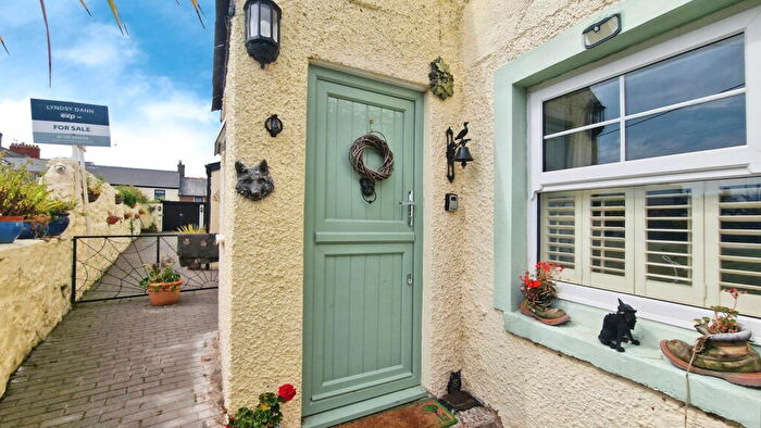 2 Bedroom Cottage For Sale In The Brickyard, Newton, Porthcawl, CF36