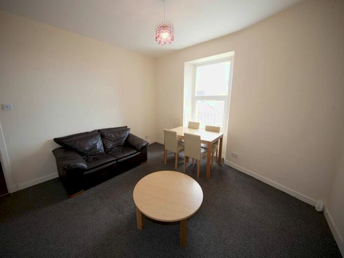 1 Bedroom Flat To Rent In Constitution Street, /, Dundee, DD3
