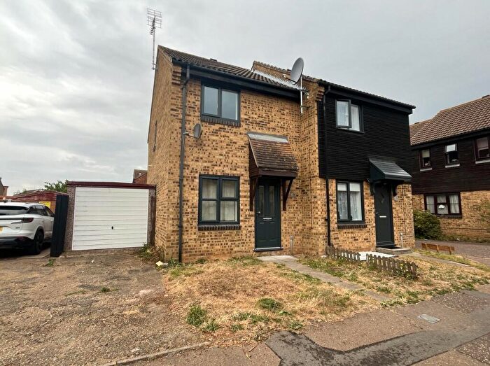 2 Bedroom Semi-Detached House To Rent In The Drakes, Shoeburyness, Southend-on-Sea, Essex, SS3