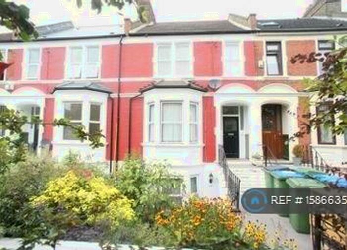 1 Bedroom Flat To Rent In Cantwell Road, London, SE18