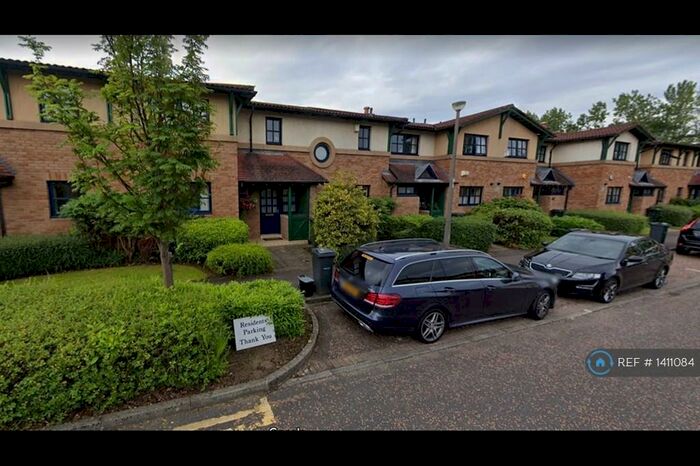 2 Bedroom Terraced House To Rent In West Werberside, Edinburgh, EH4