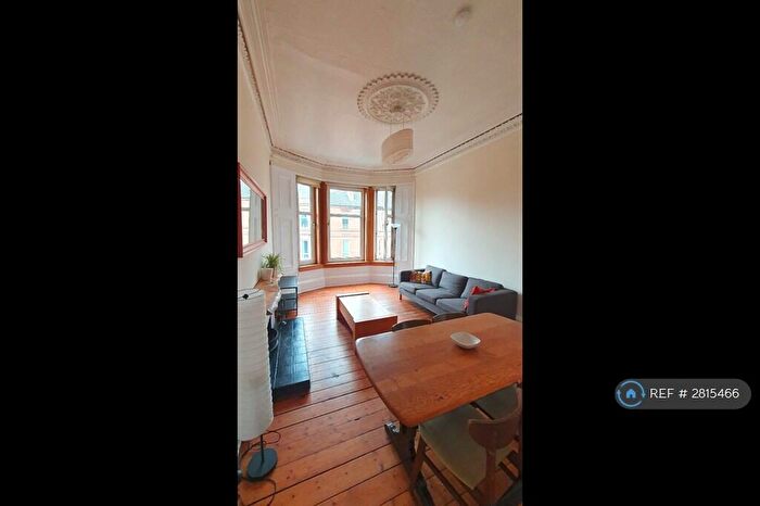 2 Bedroom Flat To Rent In Cathcart Road, Glasgow, G42