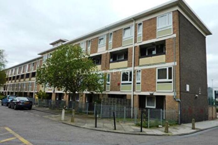 2 Bedroom Maisonette To Rent In Greater London, E3