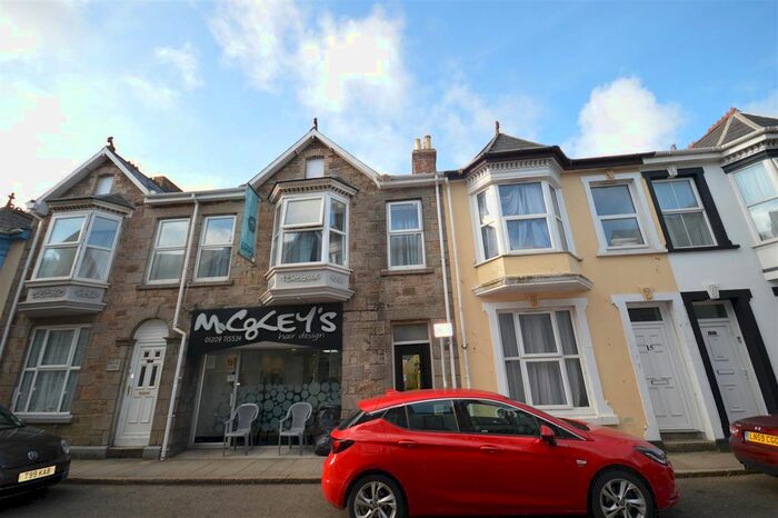 Studio To Rent In Cross Street, Camborne, TR14