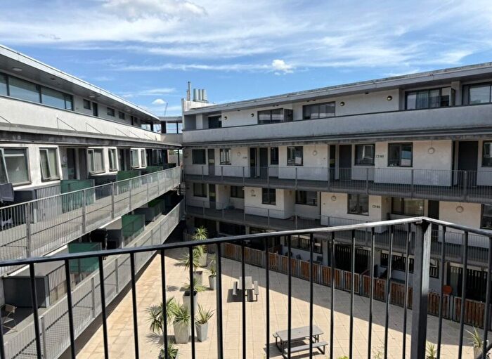 2 Bedroom Apartment To Rent In Crown Street Buildings, Crown Street, Leeds, LS2