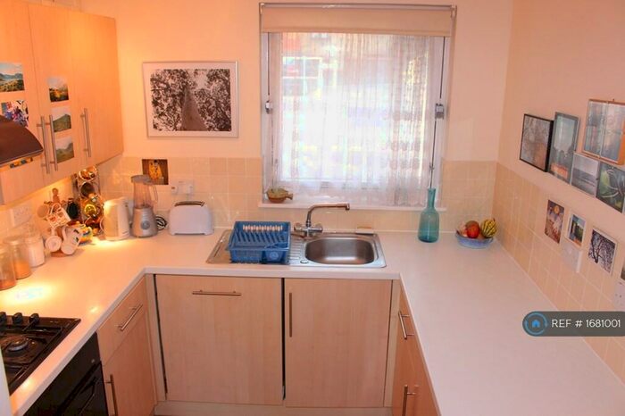 1 Bedroom Flat To Rent In Hargrave Park, London, N19