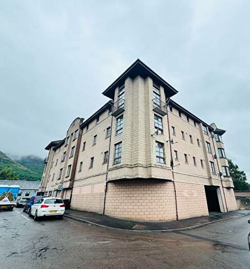 2 Bedroom Flat To Rent In Arthur Bett Court, Tillicoultry, Stirling, FK13