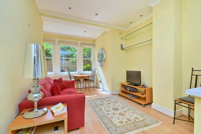 1 Bedroom Flat To Rent In Elgin Avenue, Maida Vale, London, W9