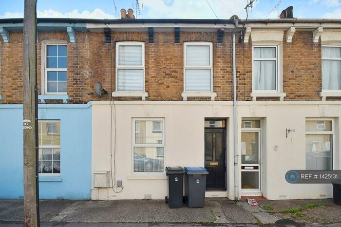2 Bedroom Terraced House To Rent In Magdala Road, Dover, CT17