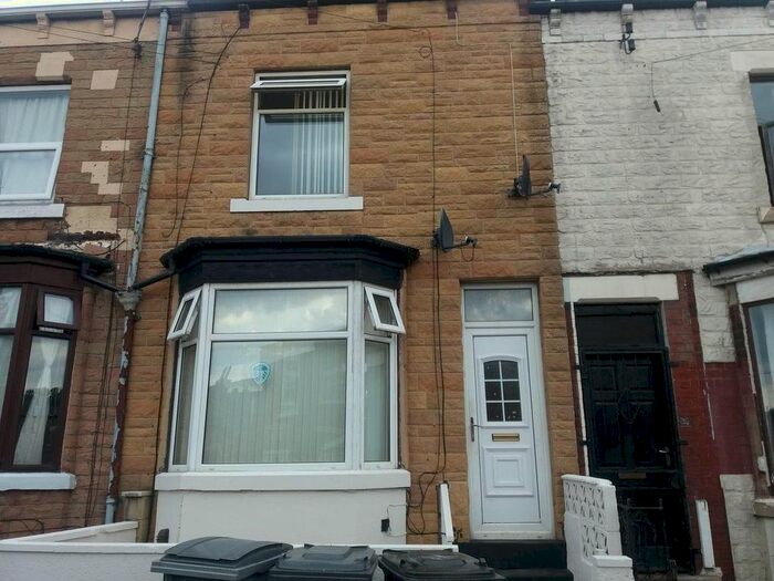 1 Bedroom Flat To Rent In Garton Terrace, Leeds, LS9