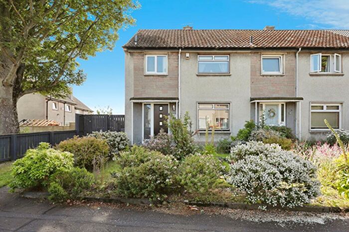 3 Bedroom End Of Terrace House For Sale In Primrose Avenue, Rosyth, Dunfermline, Fife, KY11