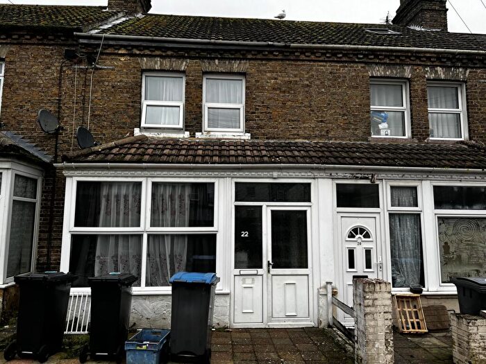 4 Bedroom Terraced House For Sale In Leighton Road, Dover, CT16
