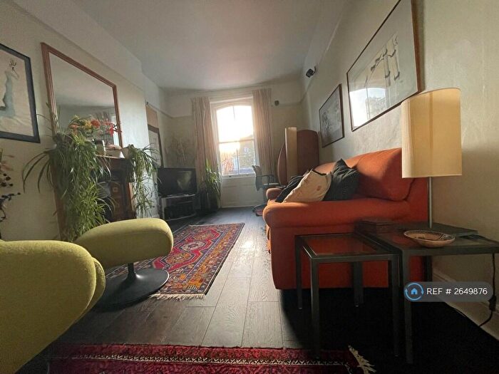 1 Bedroom Flat To Rent In Pond Street, London, NW3