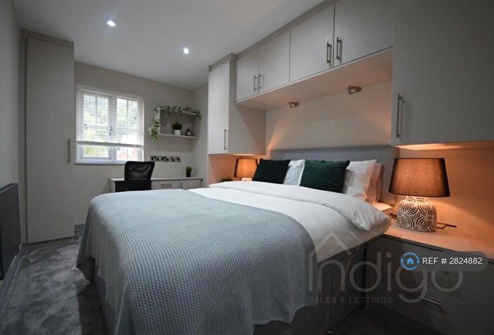 2 Bedroom Flat To Rent In Tansy Rise, Newcastle Under Lyme, ST5