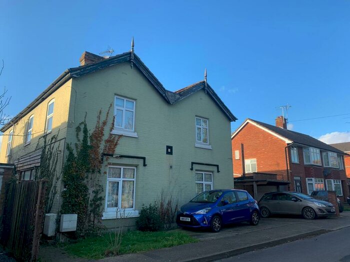 1 Bedroom Apartment To Rent In Cauldwell Avenue, Ipswich, IP4