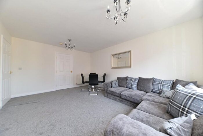 1 Bedroom Flat For Sale In Great Gables, Stevenage, SG1