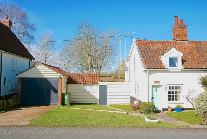 1 Bedroom Cottage For Sale In Bredfield, Woodbridge, IP13
