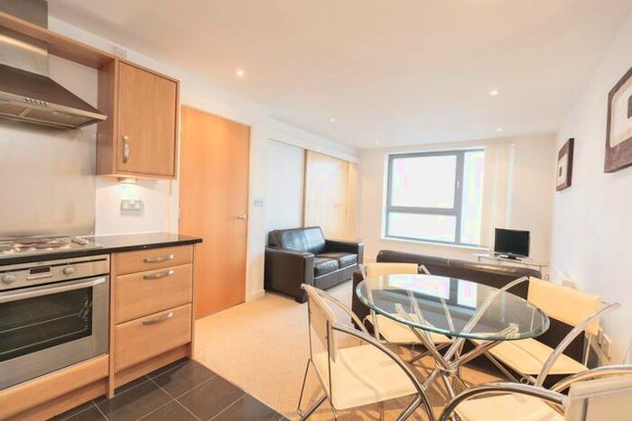 2 Bedroom Flat To Rent In Western Harbour Breakwater, Edinburgh, EH6