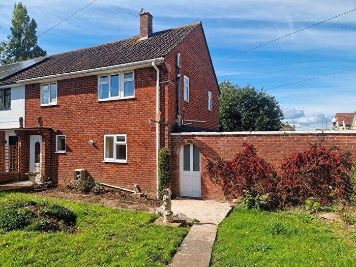 3 Bedroom Semi-Detached House For Sale In Glebe Close, Exmouth, EX8