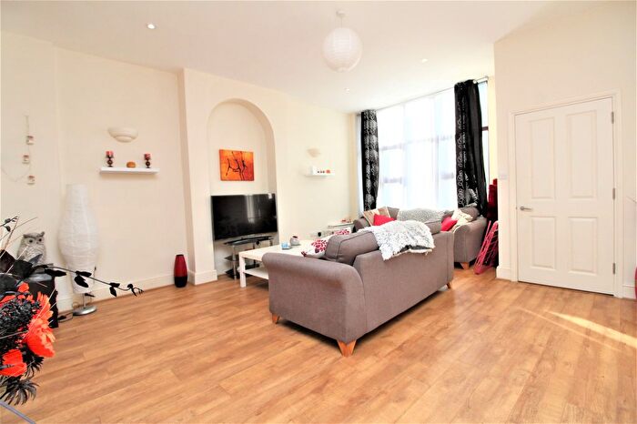 1 Bedroom Flat To Rent In Kirkdale Road, Sydenham, SE26