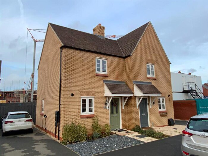 2 Bedroom Semi Detached House For Sale In Kilsby Drive, Towcester, NN12