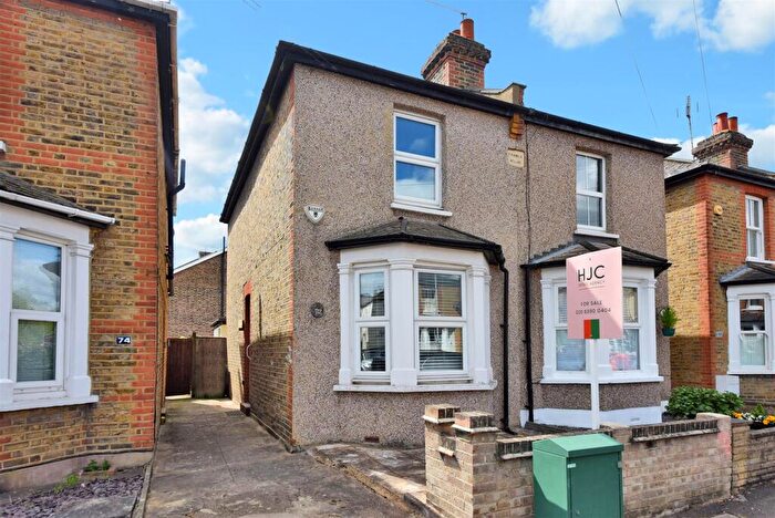 3 Bedroom Semi Detached House For Sale In Portland Road, Kingston Upon Thames, KT1