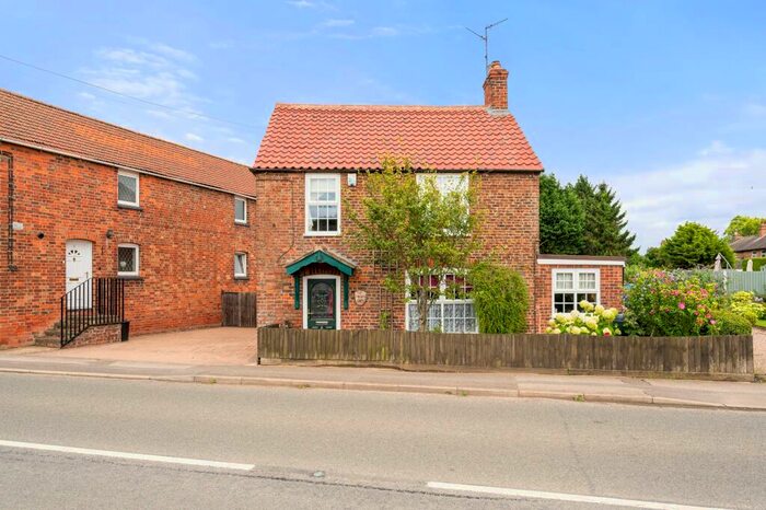 2 Bedroom Detached House For Sale In Station Street, Donington, Spalding, PE11
