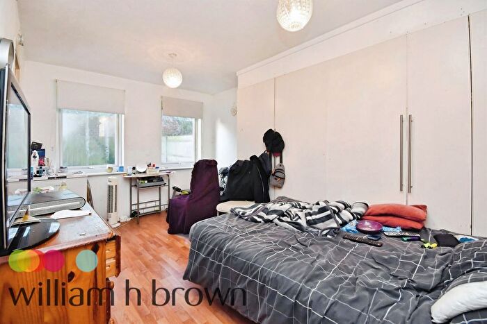 Studio To Rent In Darnay Rise, Chelmsford, CM1