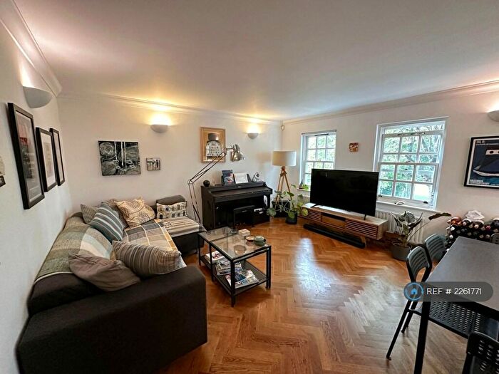 2 Bedroom Flat To Rent In Angel Mews, London, E1