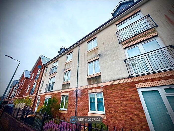 2 Bedroom Flat To Rent In Tregwilym Road, Rogerstone, Newport, NP10