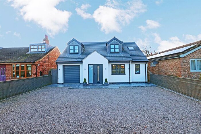 4 Bedroom Detached House For Sale In York Road, Haxby, YO32