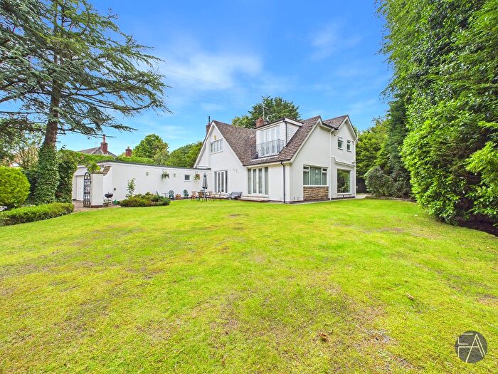 5 Bedroom Detached House For Sale In Argarmeols Road, Formby, L37